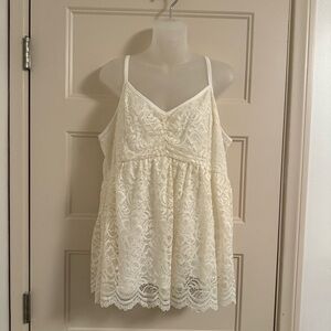 ⭐️ 5 for $25. Torrid top